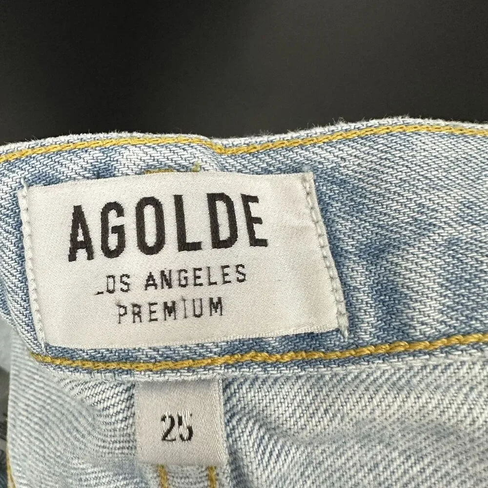 AGOLDE Micah Boyfriend Distressed Light Denim Raw Hem Short in Swapmeet Size 25